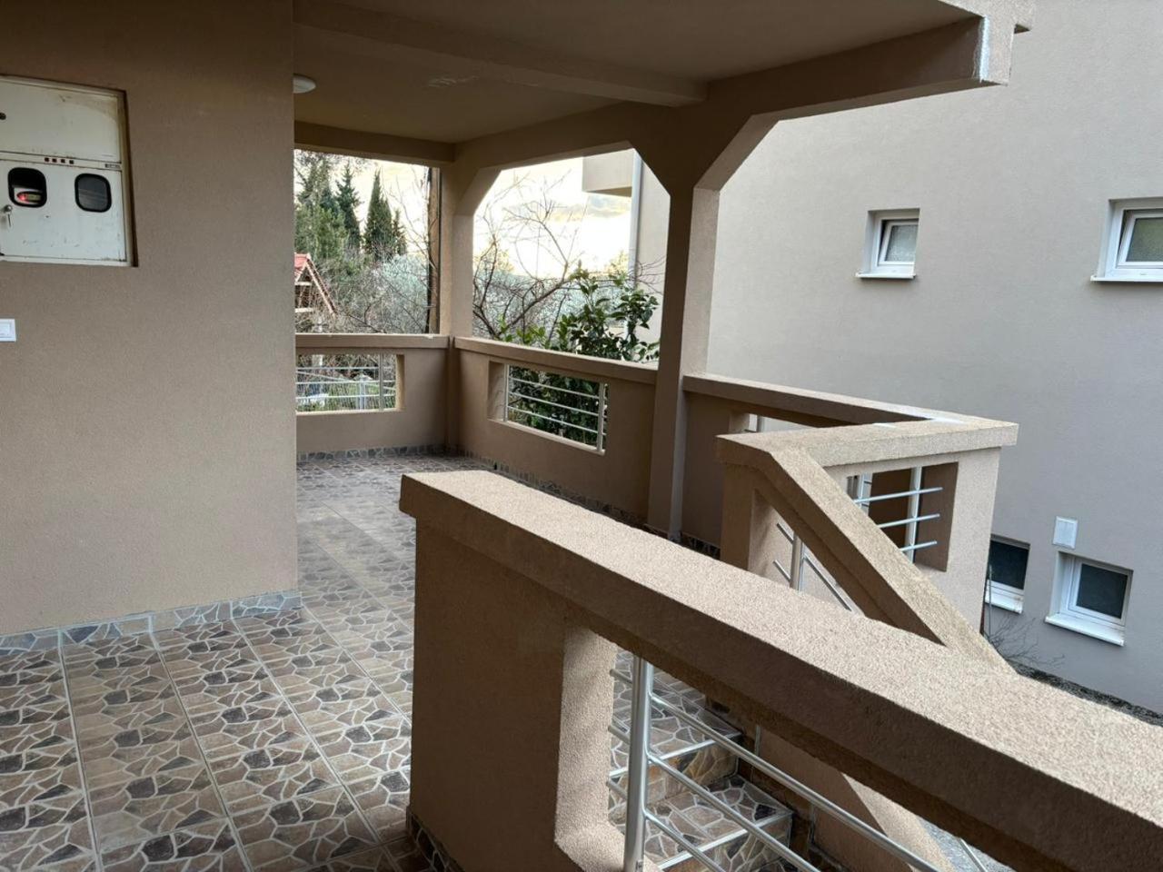Hillside Vista Apartments Tivat Eksteriør billede